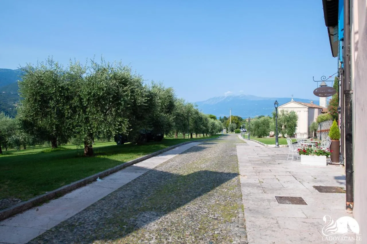 La Colomba Apartment San Felice del Benaco Italy